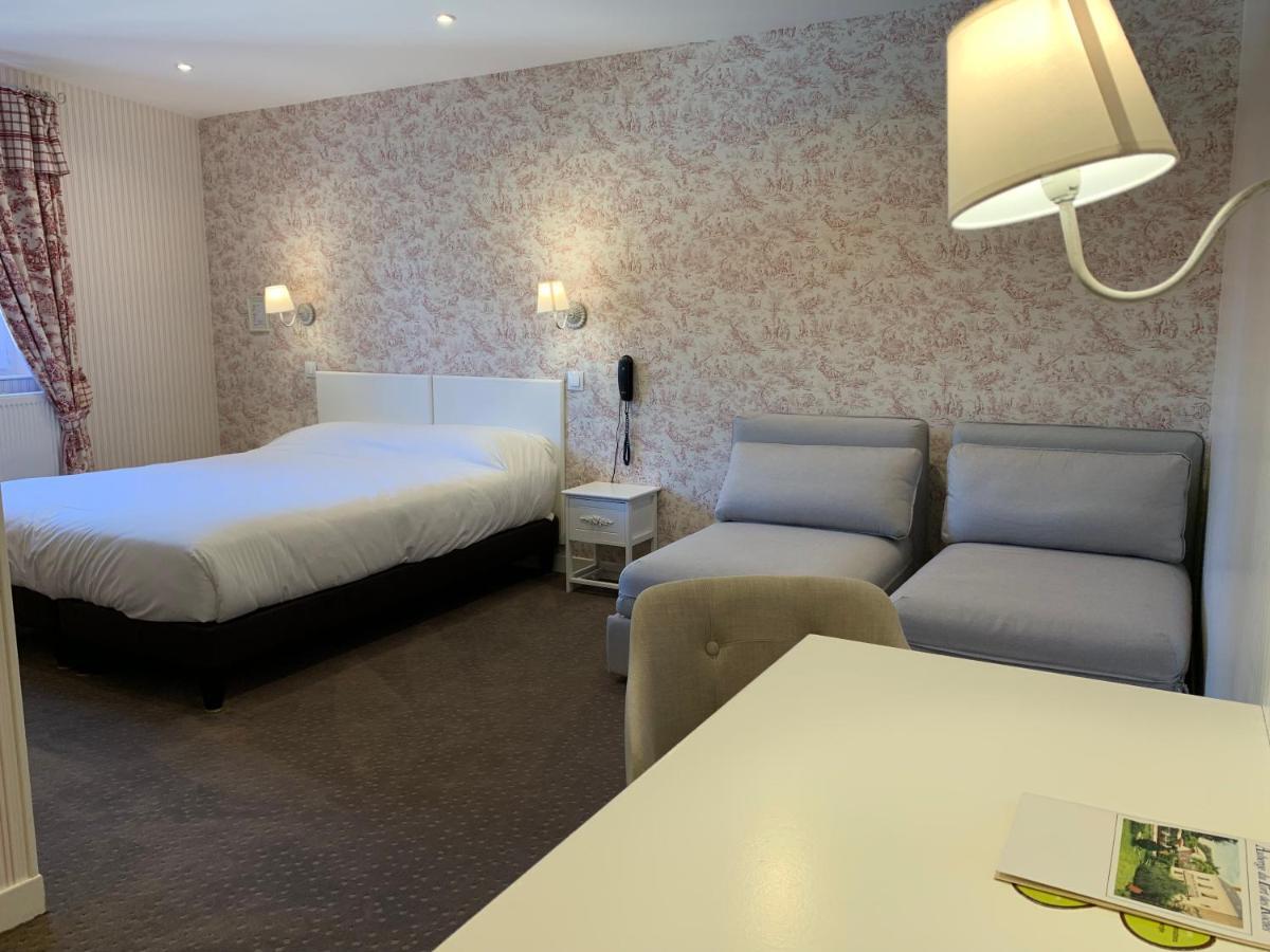 Hotel L'auberge Du Port Des Roches 3*